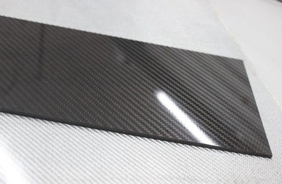 Máy ép nóng 1mm 1,5mm 2 mm 3 mm 4mm 3K Tấm sợi carbon bóng chéo
