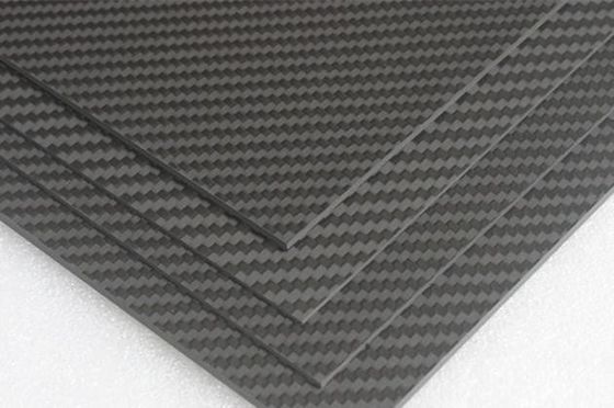 200 * 300mm Glossy Twill 3K Carbon Fiber tăng cường tấm tổng hợp cho động cơ RC Quadcopter