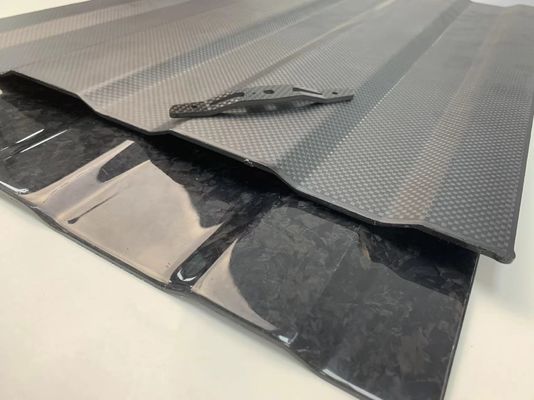 Vòng quay đánh cá Sợi cacbon có hồ sơ thấp Nước muối CNC gia công Sợi cacbon